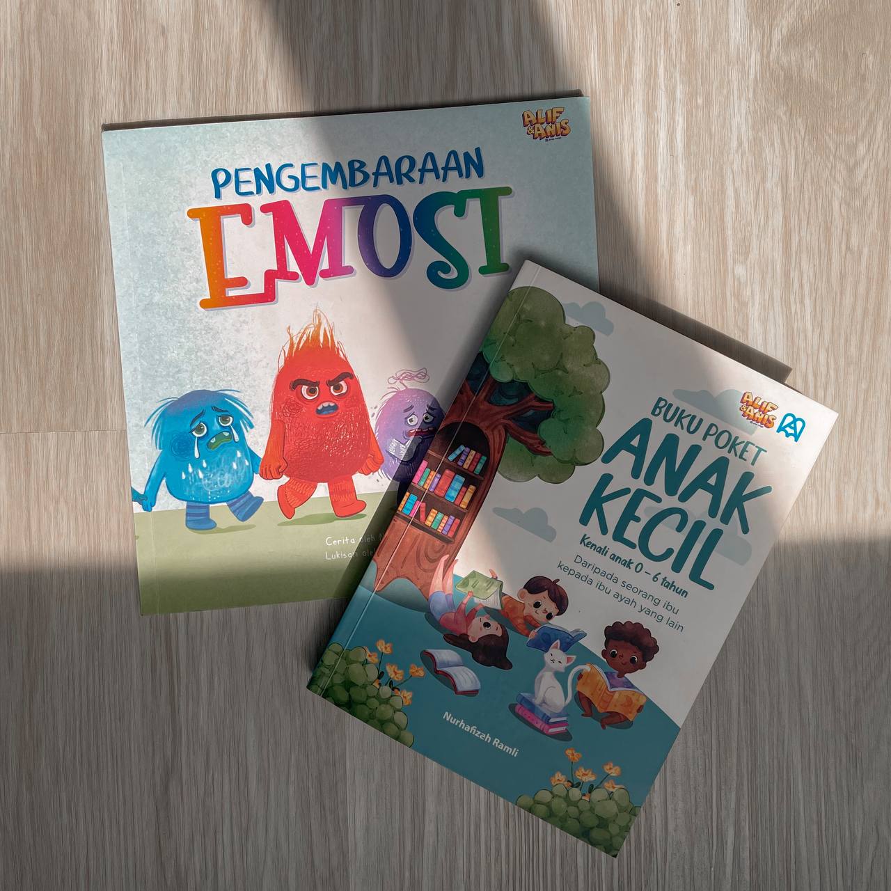 Buku Poket Anak Kecil